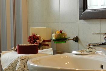 L'olmo Di Casigliano Farm stay Cessapalombo